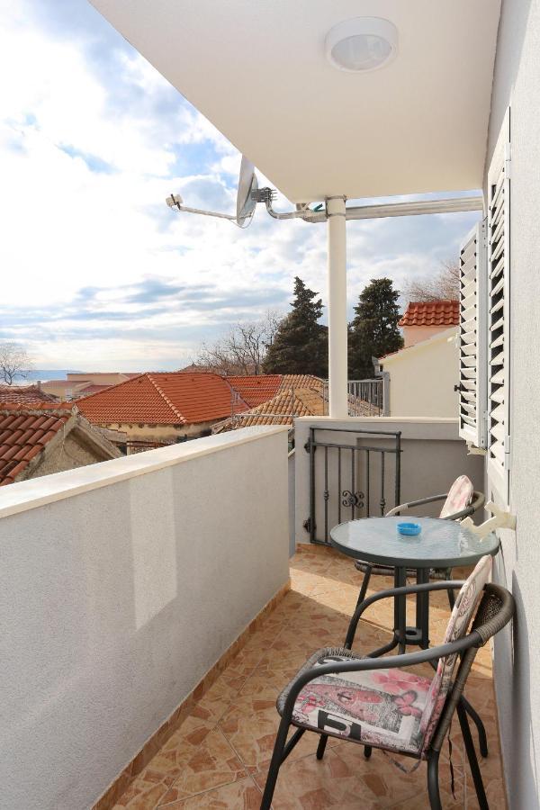 Apartments By The Sea Kastel Kambelovac, Kastela - 8679 Buitenkant foto