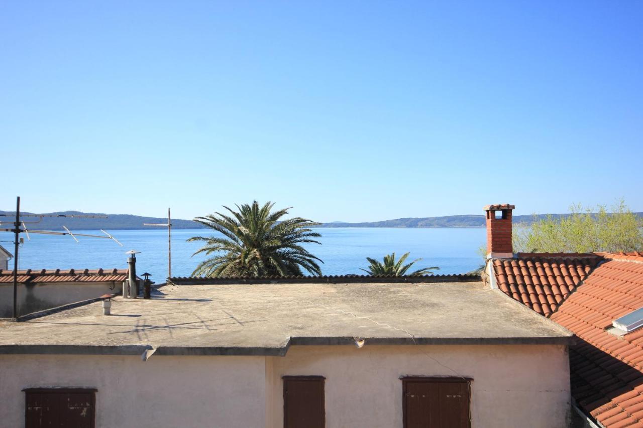 Apartments By The Sea Kastel Kambelovac, Kastela - 8679 Buitenkant foto