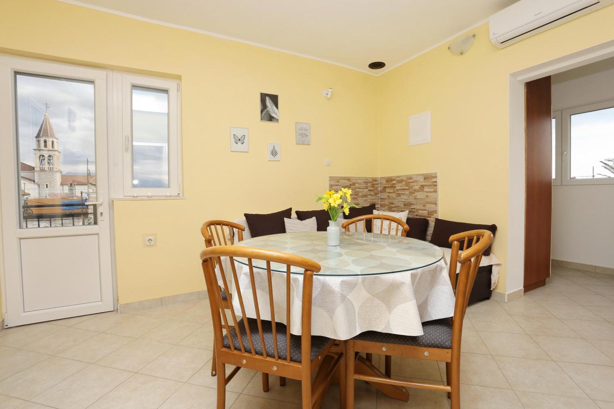 Apartments By The Sea Kastel Kambelovac, Kastela - 8679 Kamer foto